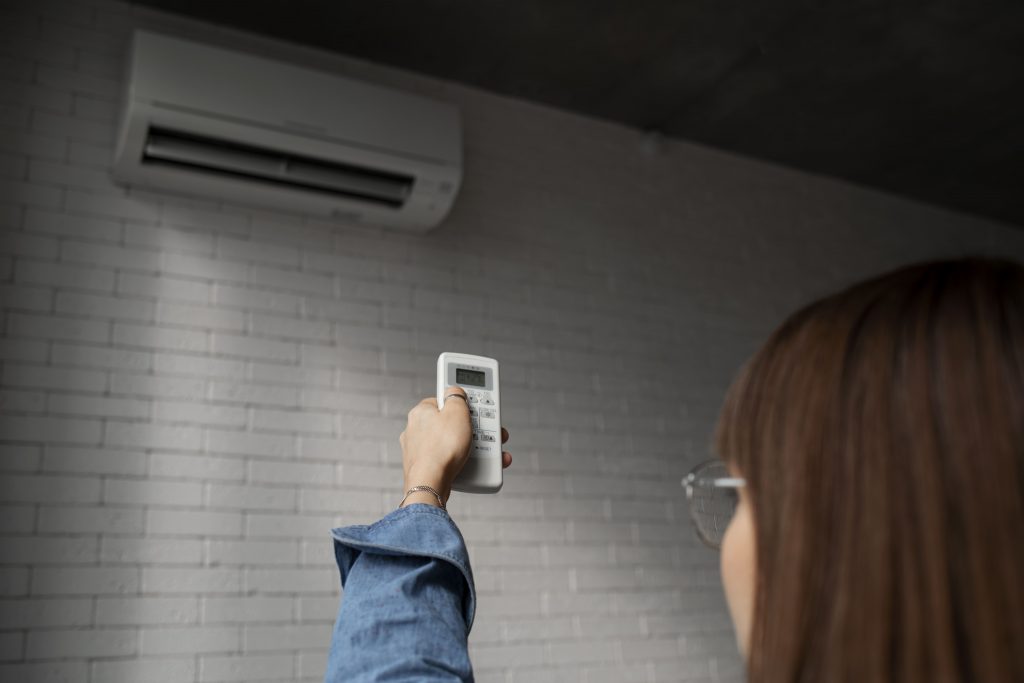 combinar aire acondicionado y ventilador